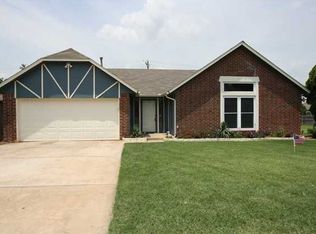 2505 Tracys Ter, Edmond, OK 73013