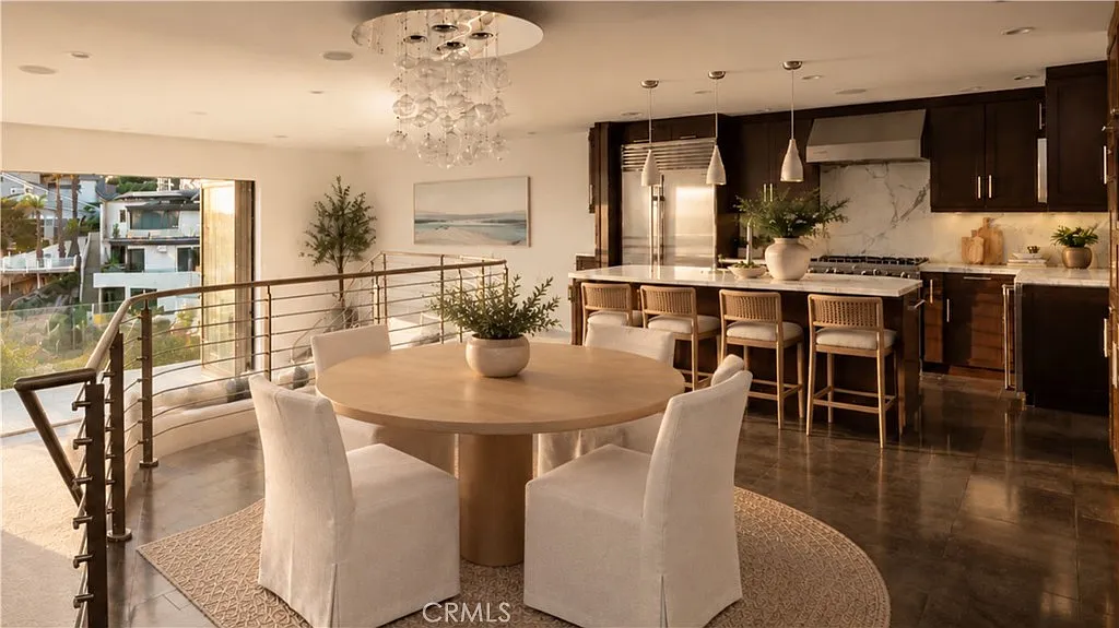 2 bed, 2.5 bath, 2217 sqft, $14,500 — Photo 2
