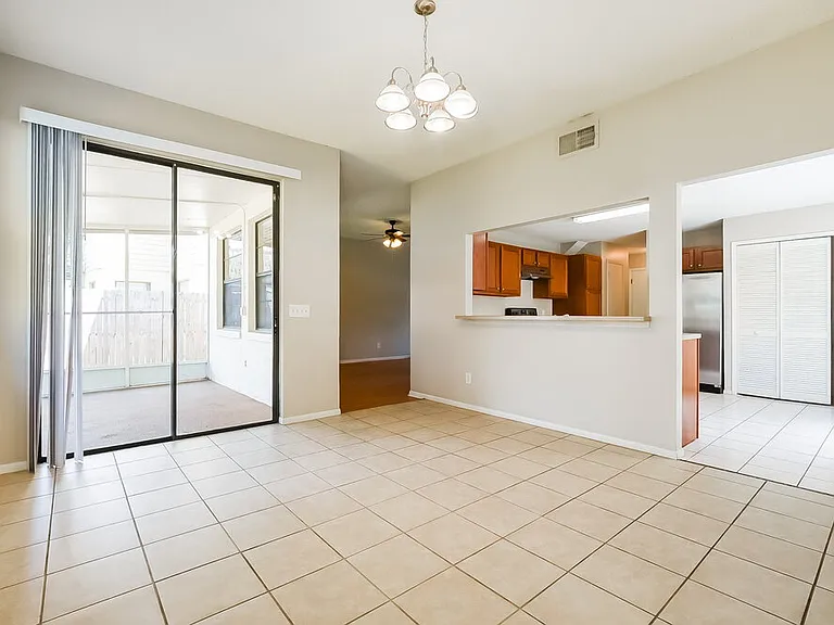1002 Gotwalt Dr — Photo 7