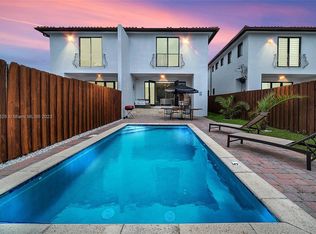 3022 SW 17th St #V17, Miami, FL 33145