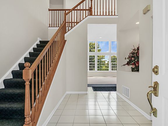 5th image of 37089 N Bonnie Brae Rd