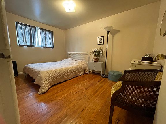 5th image of 737 S Windsor St #2