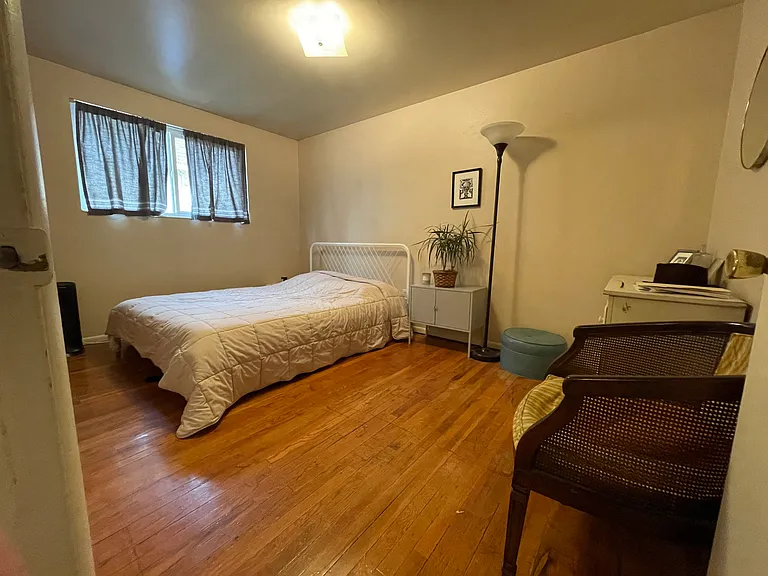 737 S Windsor St #2 — Photo 5