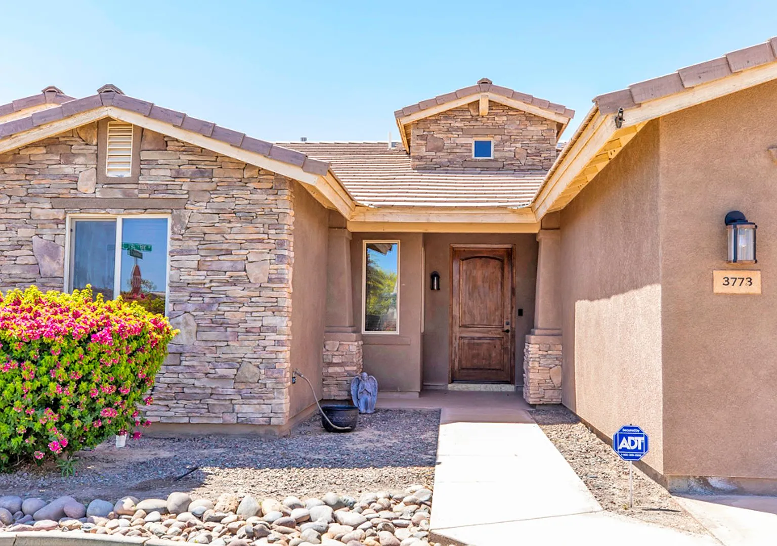 Livingston Ranch Rental — Photo 2
