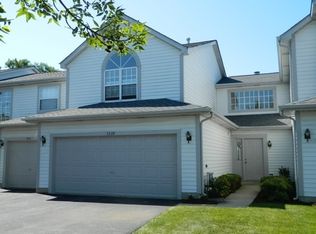 1239 Dunamon Dr, Bartlett, IL 60103