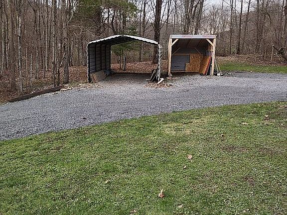 5th image of 3383 Cherry Valley Rd