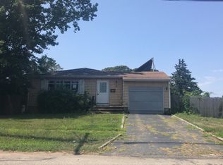 2 Ferndale Blvd, Islip, NY 11751