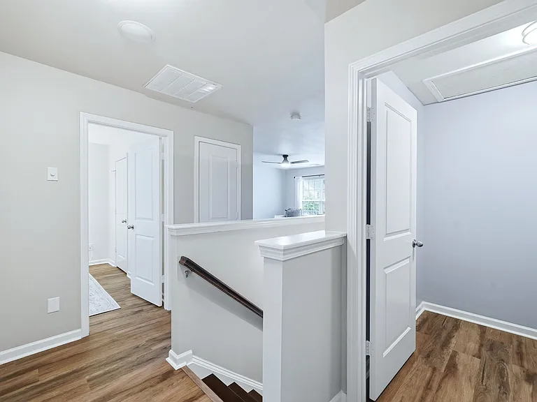 1002 Mearn Rd — Photo 26