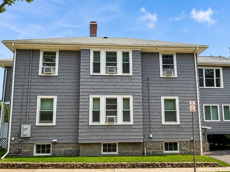 79 Hammond Ct #2 — Photo 10