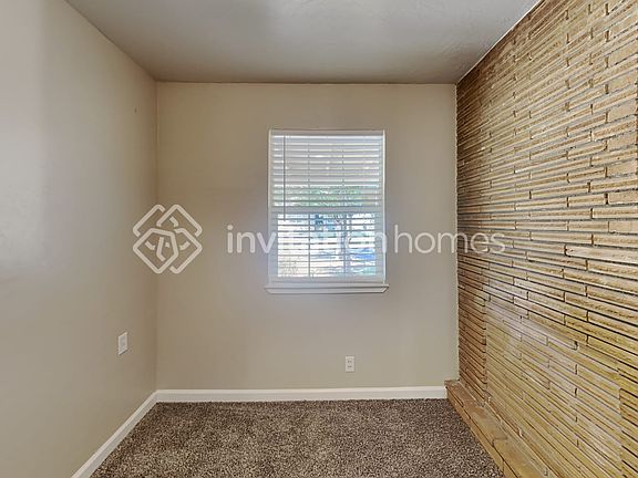 5th image of 4412 38th Ave