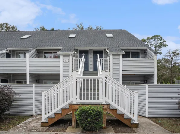 400 Cambridge Circle #L8, Murrells Inlet, SC 29576