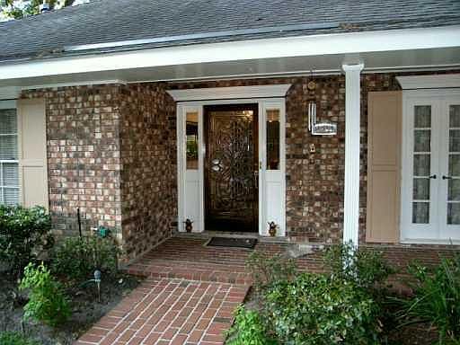 2nd image of 8913 Belle Grove Pl