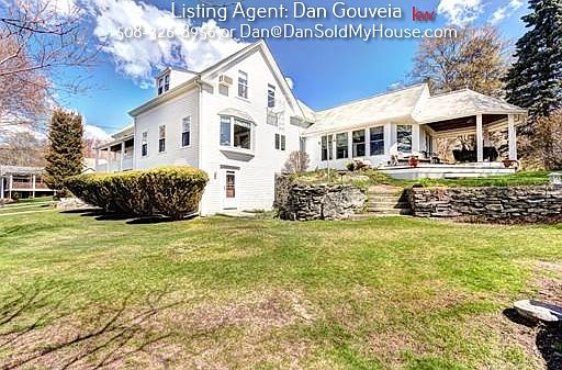 2nd image of 222 Bayview Ave