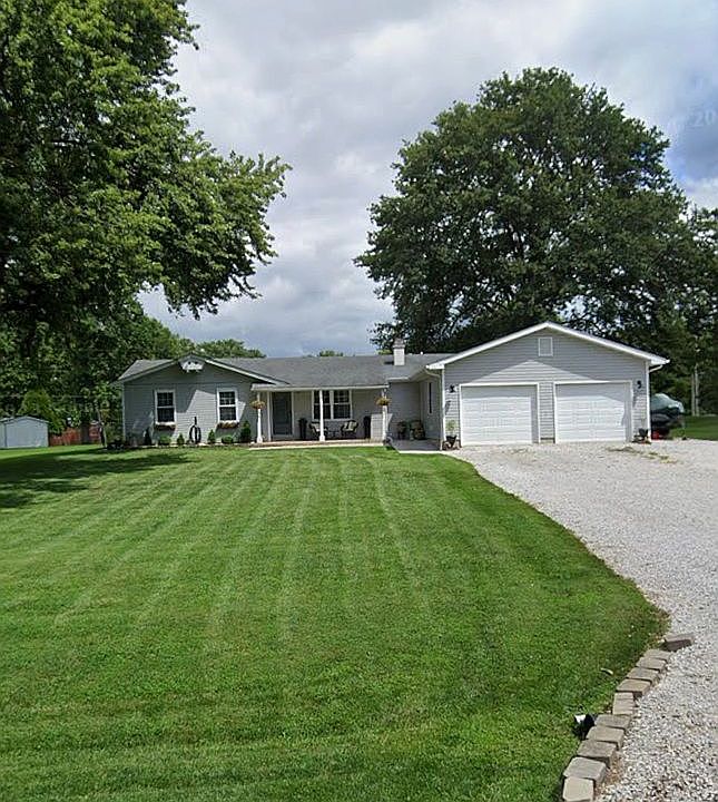 1st image of 34 Rickhaven Dr