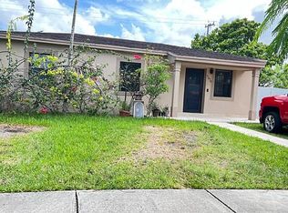 7370 SW 39th Ter, Miami, FL 33155