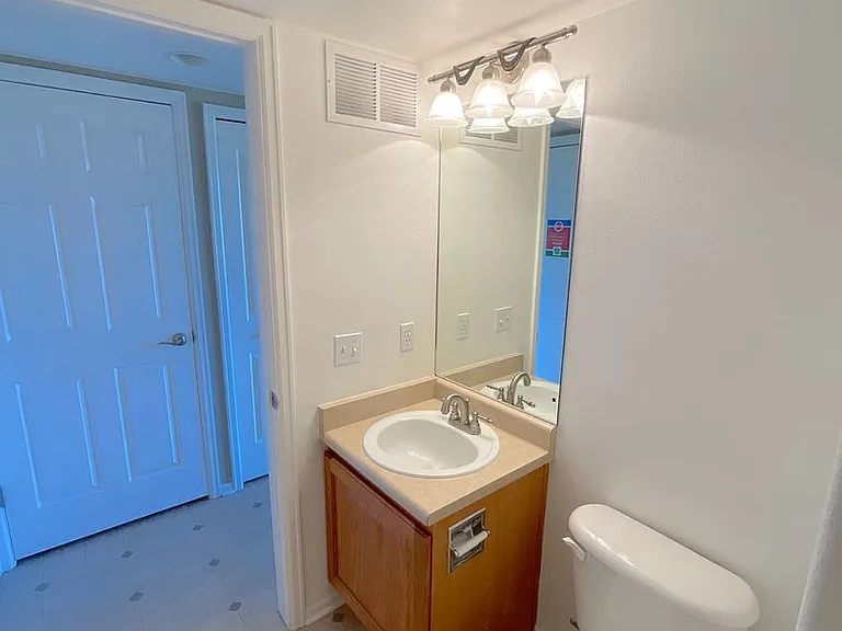 7168 Prairie Wind Dr — Photo 22