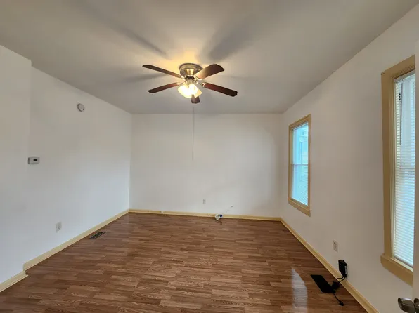 1066 Webster St, Schenectady, NY 12303