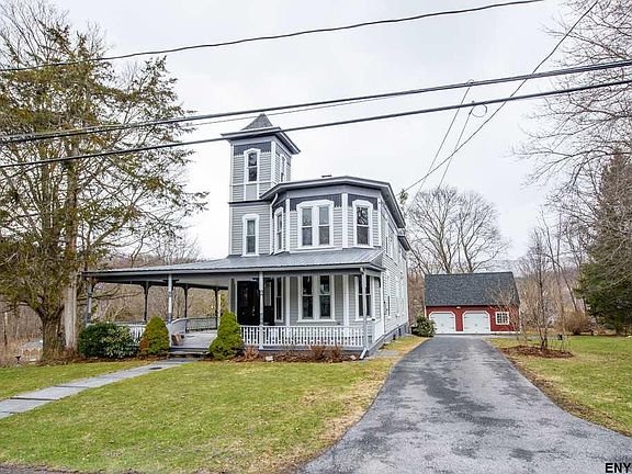 3rd image of 7 Slingerlands Ave
