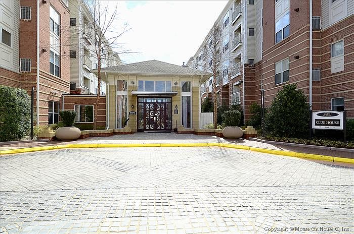 1st image of 2765 Centerboro Dr APT 452