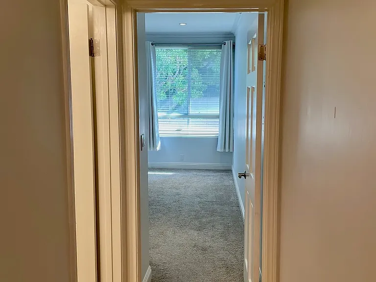 1509 Greenfield Ave #108 — Photo 18