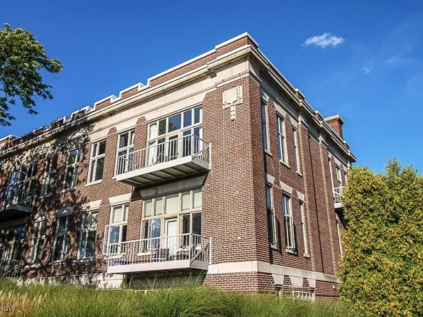 1000 2nd St Unit 305, Fairport Harbor, OH 44077