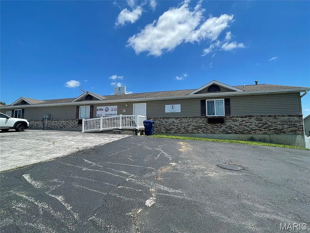 1 bed, 1.0 bath, 600 sqft, $850 — Photo 2