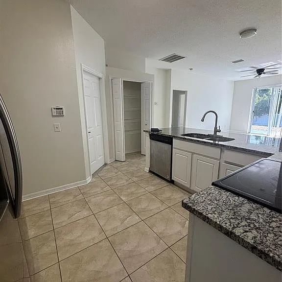 10510 Beneva Dr — Photo 16