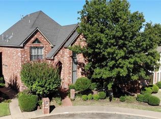 205 Paseo De Vida Loop, Altus, OK 73521