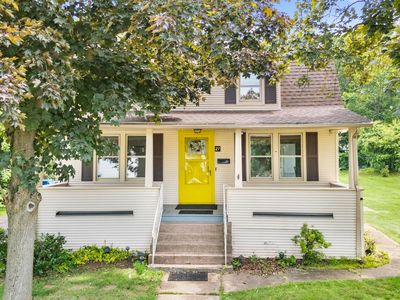 27 Homestead Street, Manchester, CT, 06042