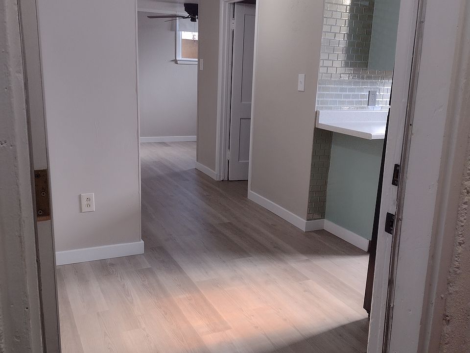 1st image of 30 Cottonwood Ave Unit 2