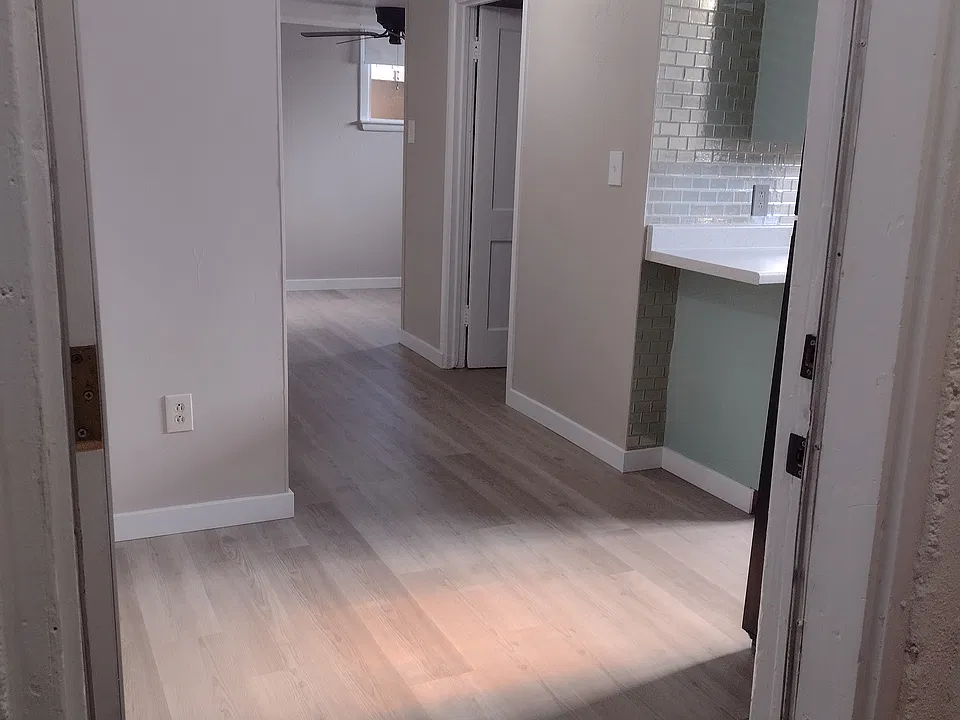 30 Cottonwood Ave #2