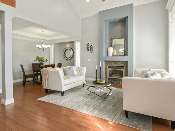 6351 167b St, Surrey, BC V3S 1X3