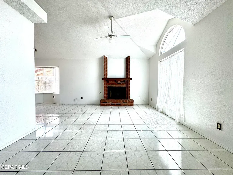 2218 Sea Gull Dr — Photo 7