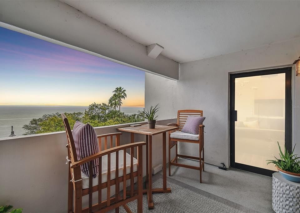1st image of 4141 BAYSHORE BOULEVARD #402