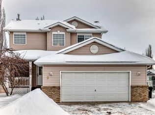 8 Creekside Way, Spruce Grove, AB T7X 3Y7