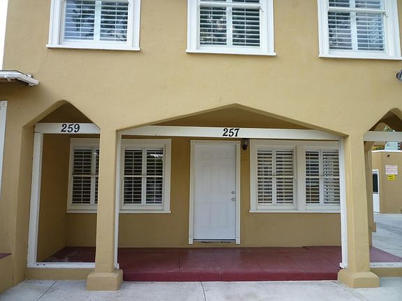 2nd image of 257 Parke St #257