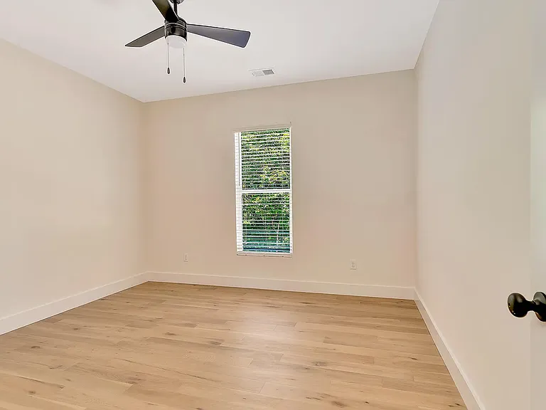 527 Oneal St #A — Photo 20