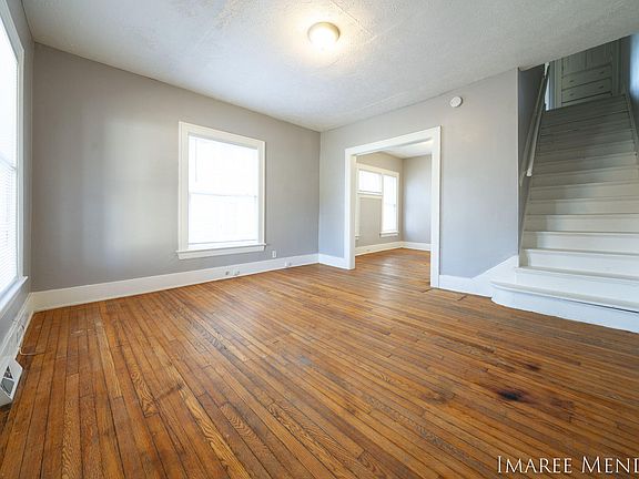 5th image of 910-912 Martin Luther King Jr St SE