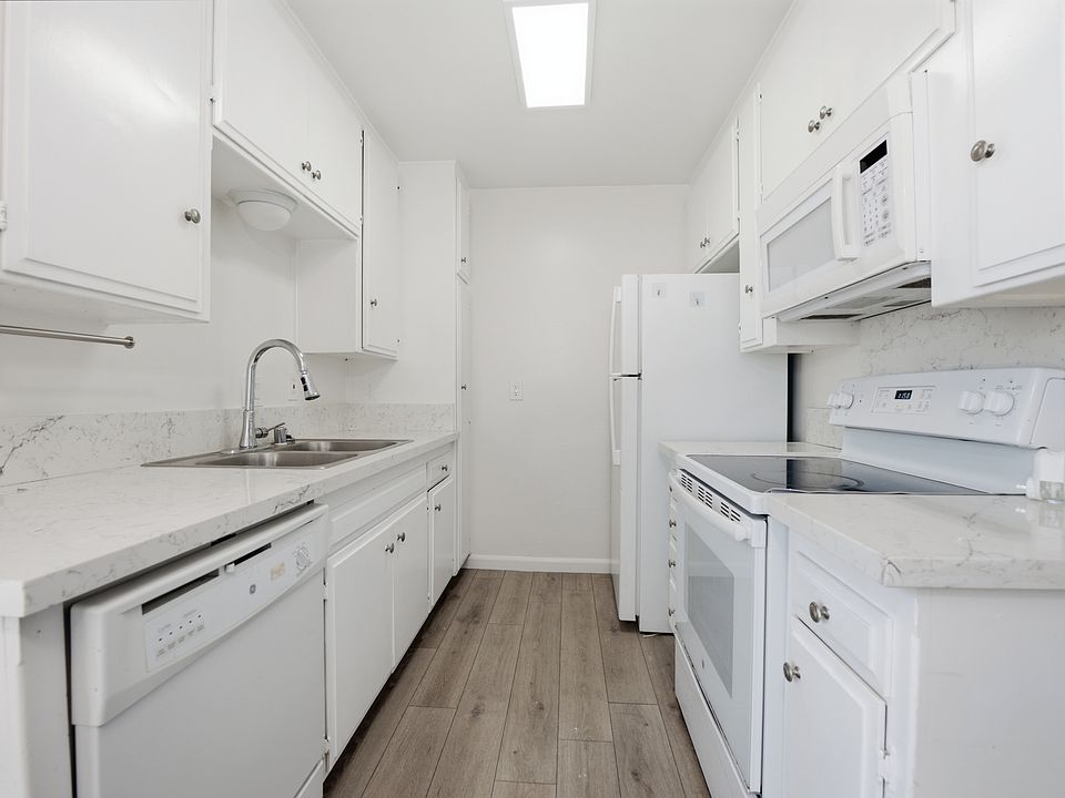 1st image of 635 Emory St APT 6