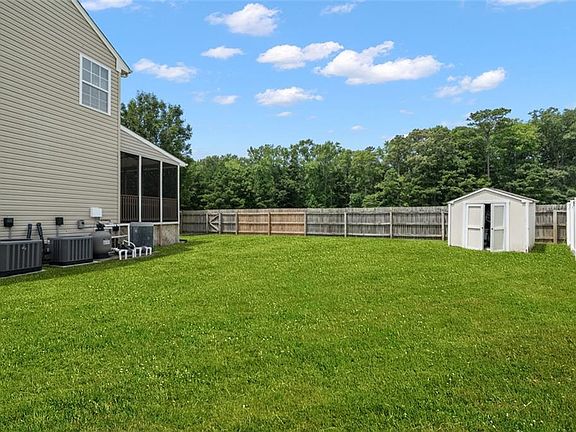 Large Backyard with Shed