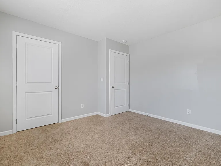 1124 Tay Sta — Photo 27