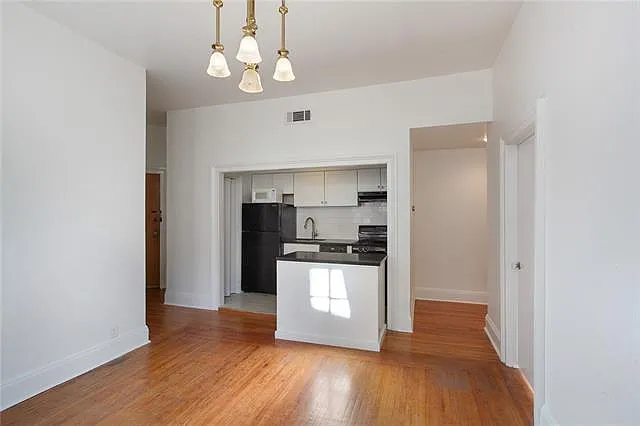 2801 Saint Charles Ave #108A — Photo 6