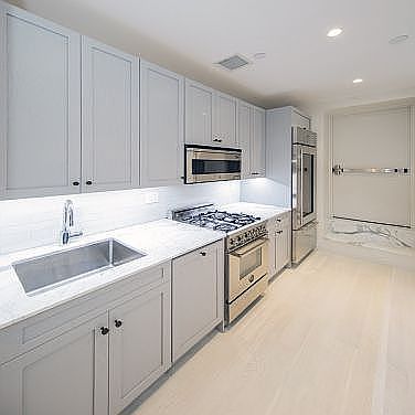 1st image of 43 W 27th St #8