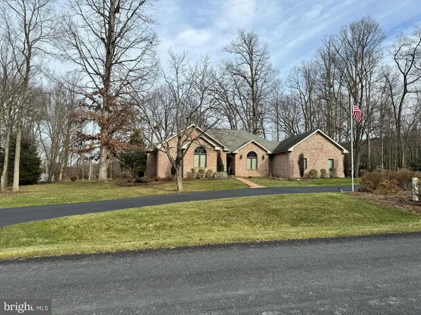 11515 Brookdale Dr, Waynesboro, PA 17268
