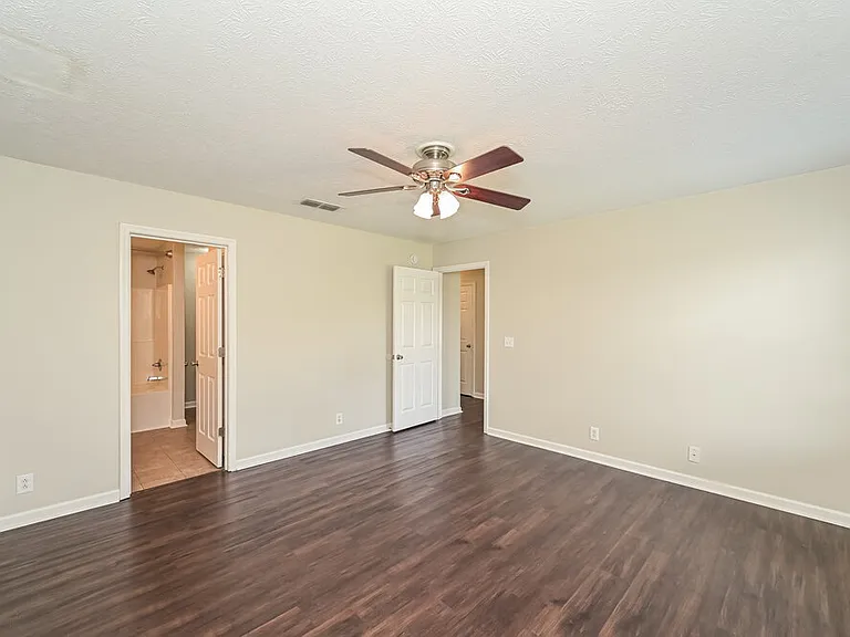 2722 Apostle Ln — Photo 8