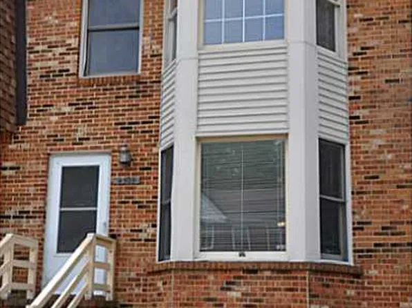 4303 Manchester Ln, Chesapeake, VA 23321