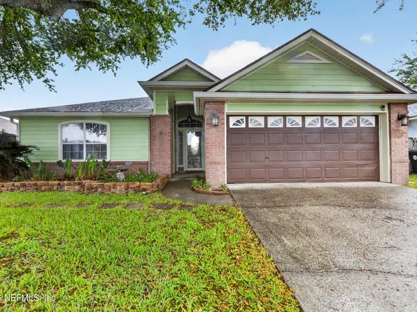 2927 WATERS VIEW Circle, Orange Park, FL 32073