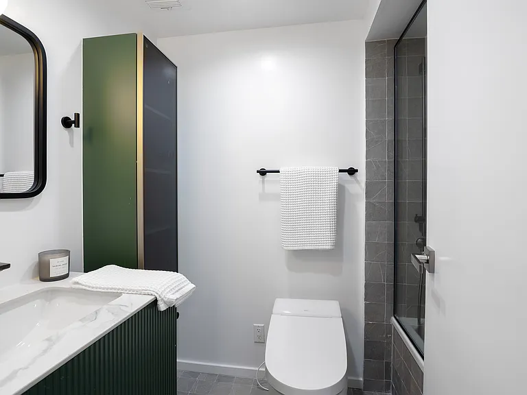 4337 Marina City Dr #137E — Photo 11