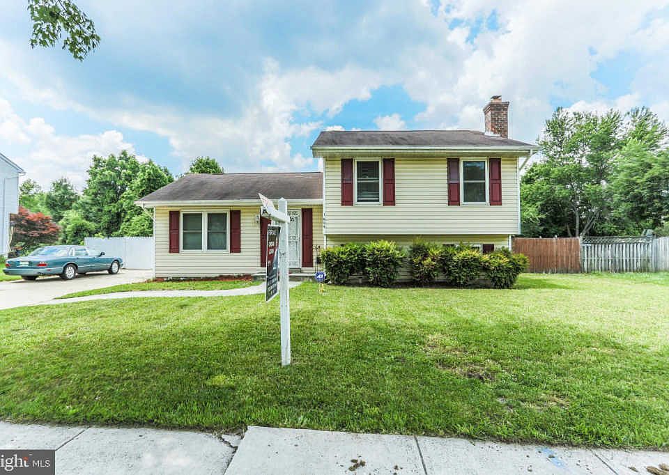 1st image of 1605 Robert Lewis Ave