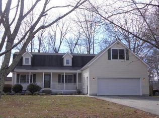 384 Hollifield Dr, Jacksboro, TN 37757